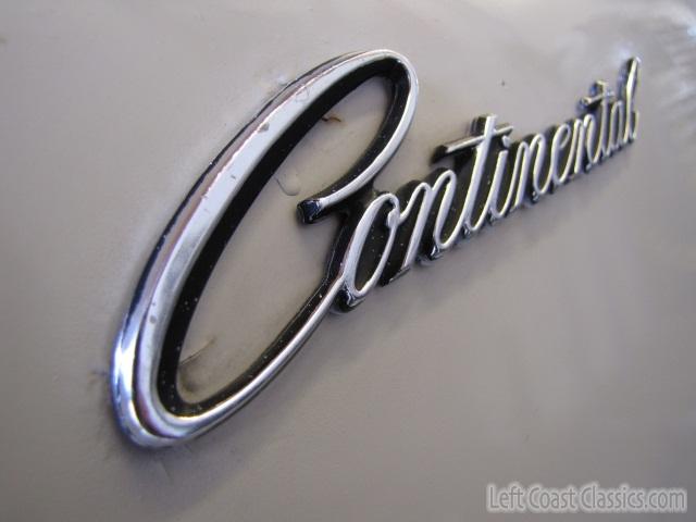1965-lincoln-continental-convertible-053.jpg