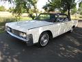 1965-lincoln-continental-convertible-006