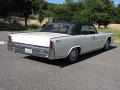 1965-lincoln-continental-convertible-016