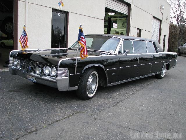 1965-lincoln-continental-limousine-6108.jpg