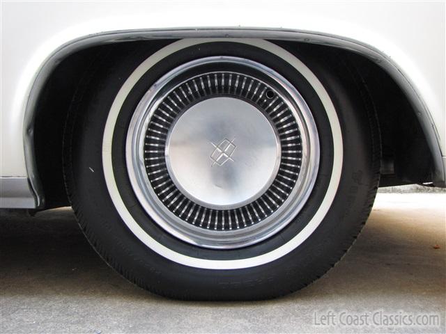 1965-lincoln-continental-convertible-045.jpg