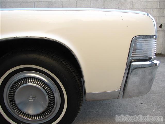 1965-lincoln-continental-convertible-070.jpg
