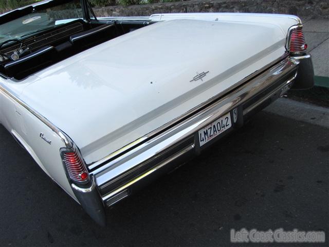 1965-lincoln-continental-convertible-091.jpg