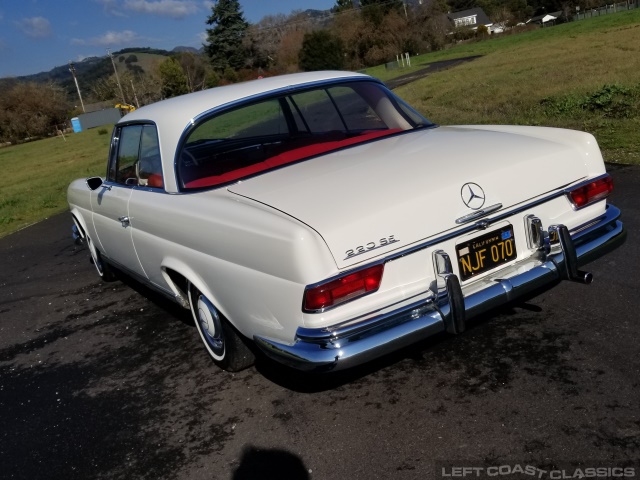 1965-mercedes-benz-220se-012.jpg