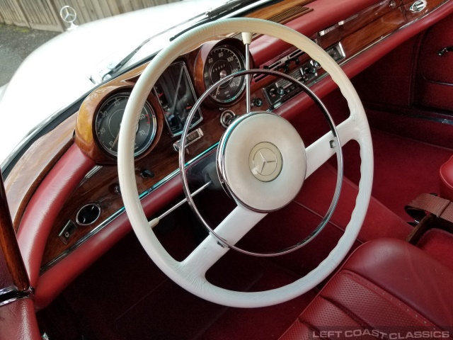 1965-mercedes-benz-220se-113.jpg