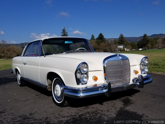 1965-mercedes-benz-220se-195.jpg