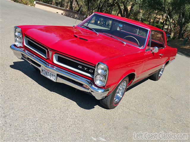 1965 Pontiac GTO Slide Show