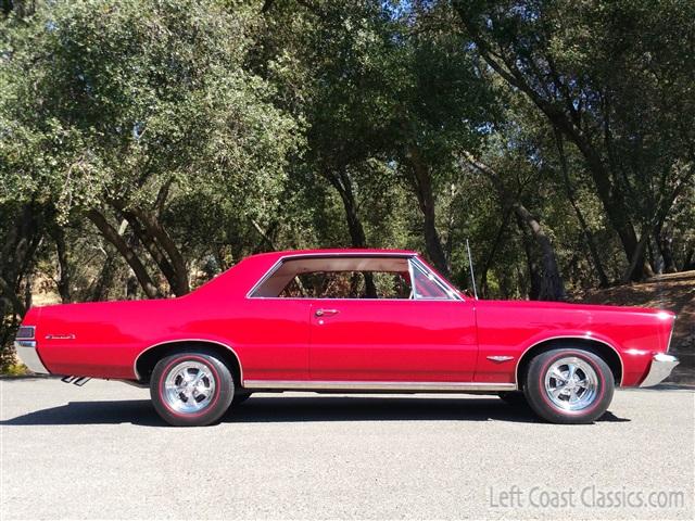 1965-pontiac-gto-024.jpg