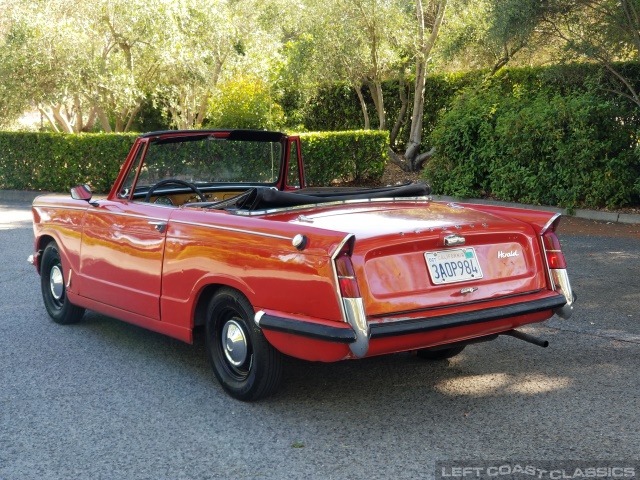 1965-triumph-herald-009.jpg