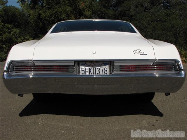 1966-buick-riviera-017.jpg