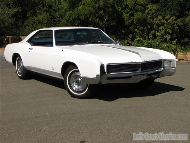 1966-buick-riviera-029.jpg