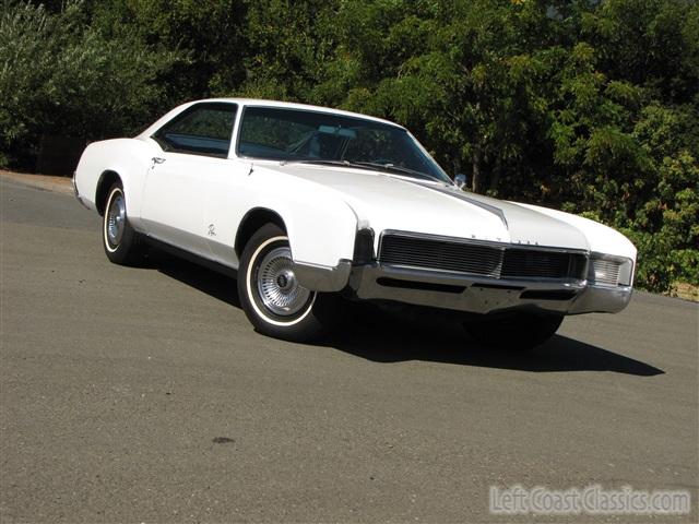 1966-buick-riviera-030.jpg