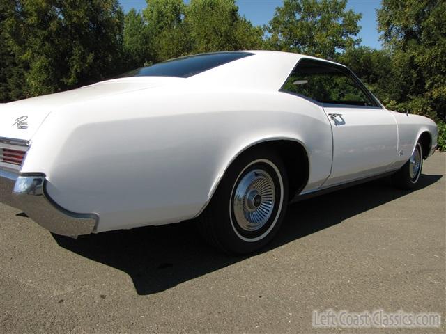 1966-buick-riviera-061.jpg