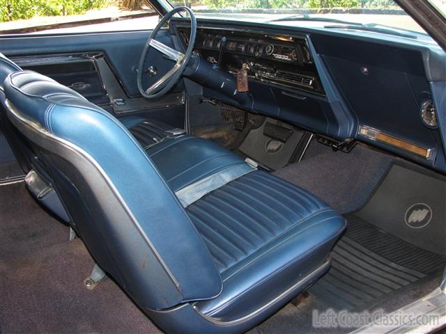 1966-buick-riviera-095.jpg