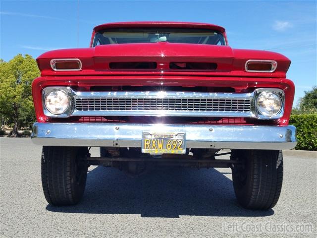 1966-chevrolet-suburban-4x4-001.jpg