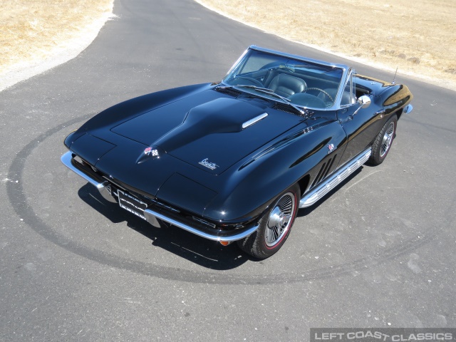 1966-corvette-stingray-008.jpg