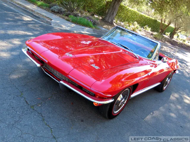 1966 Chevrolet Corvette Stingray Slide Show