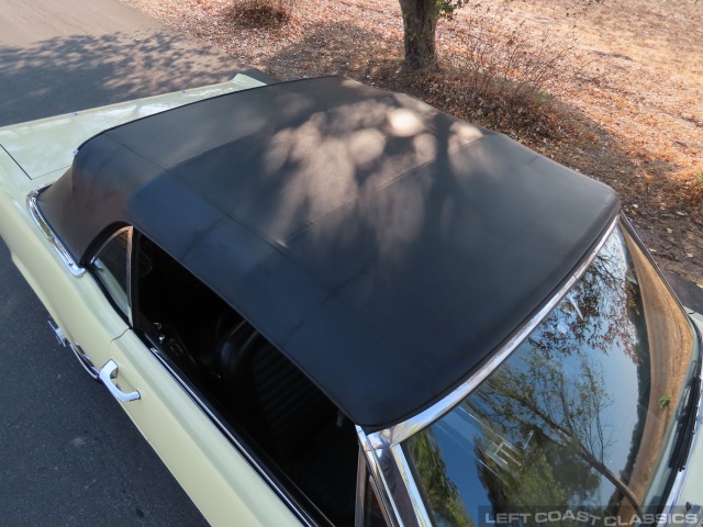 1966-ford-mustang-convertible-028.jpg
