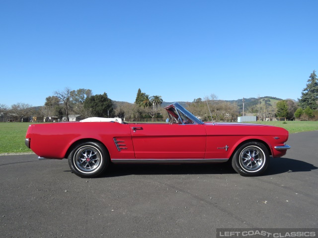 1966-ford-mustang-convertible-016.jpg