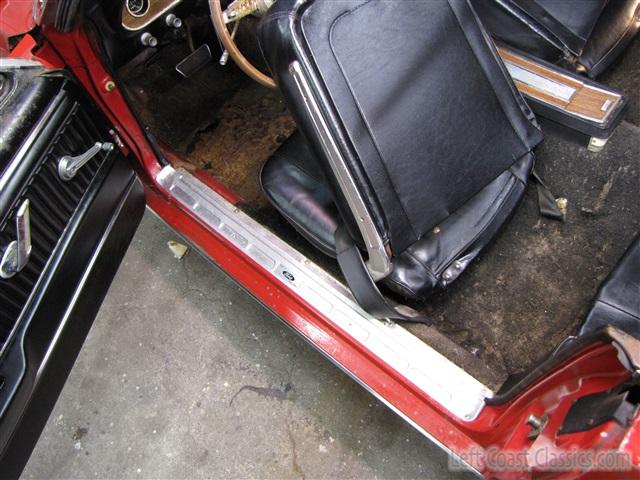 1966-mustang-convertible-086.jpg