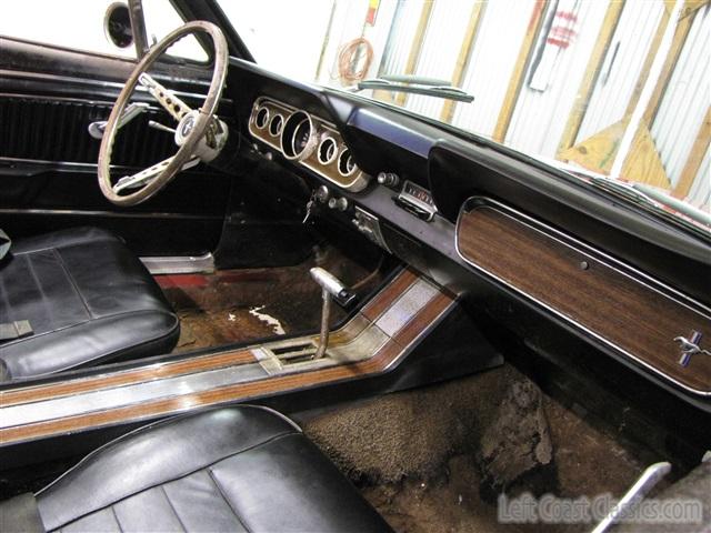 1966-mustang-convertible-094.jpg
