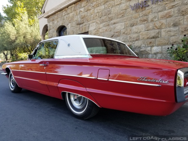 1966-ford-thunderbird-049.jpg