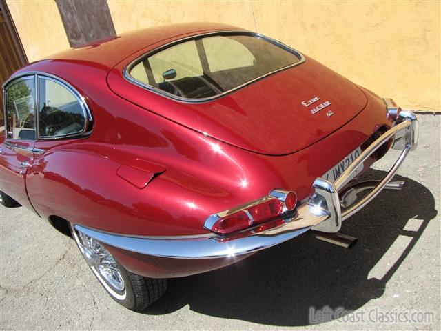 1966-jaguar-xke-098.jpg