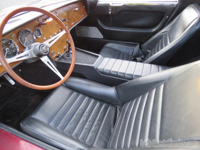 1966-lotus-elan-coupe-081.jpg