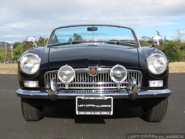 1966-mgb-roadster-001.jpg