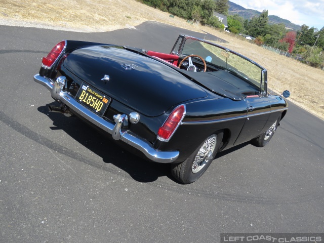 1966-mgb-roadster-027.jpg