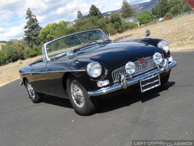 1966-mgb-roadster-042.jpg