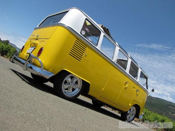 1966-vw-21-window-bus-073.jpg