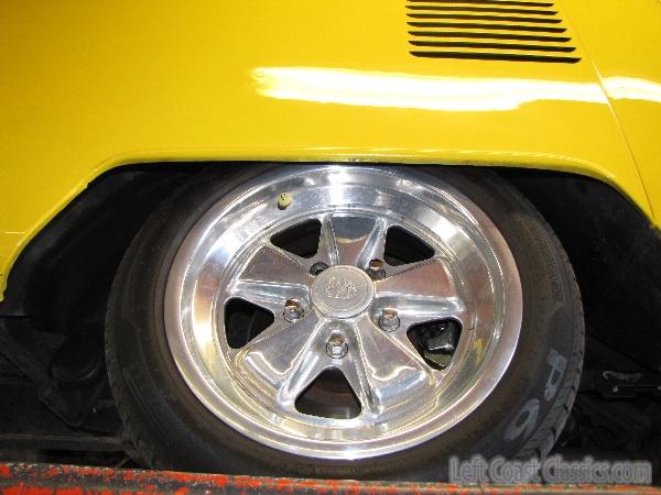 1966-vw-21-window-bus-040.jpg