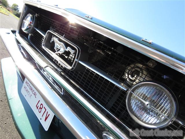 1967-ford-mustang-coupe-038.jpg