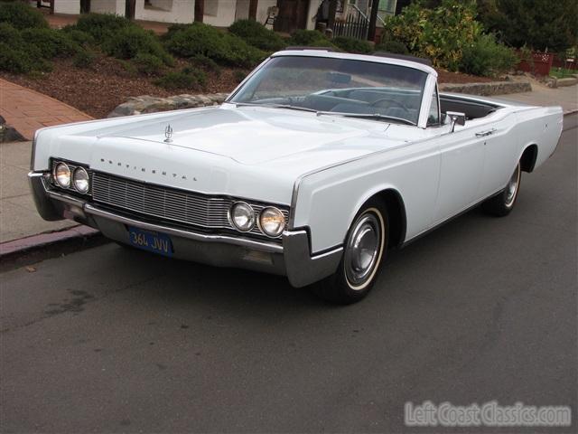 1967-lincoln-continental-convertible-012.jpg