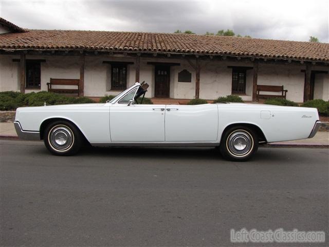 1967-lincoln-continental-convertible-022.jpg