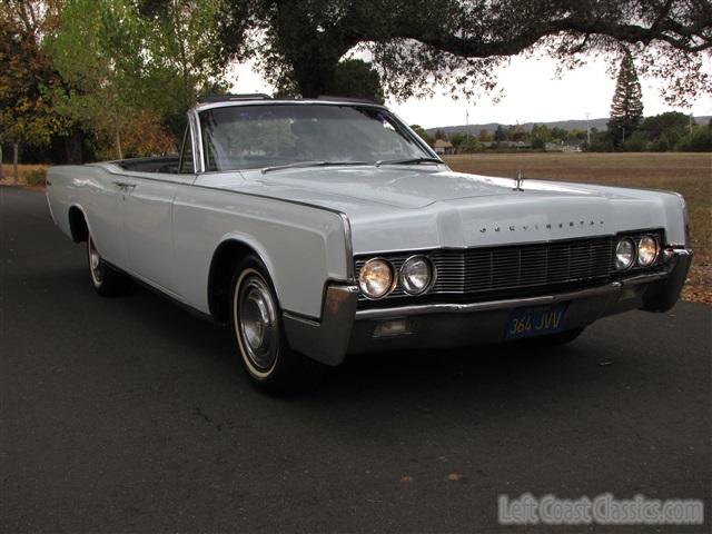 1967-lincoln-continental-convertible-041.jpg