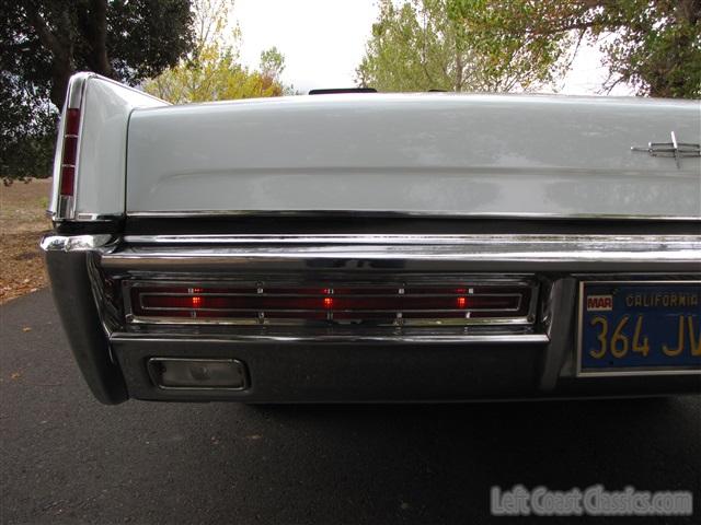 1967-lincoln-continental-convertible-083.jpg