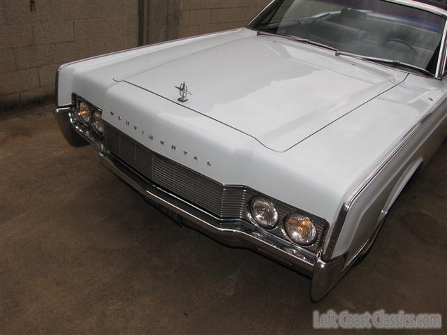 1967-lincoln-continental-convertible-109.jpg