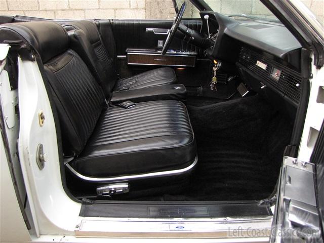 1967-lincoln-continental-convertible-149.jpg
