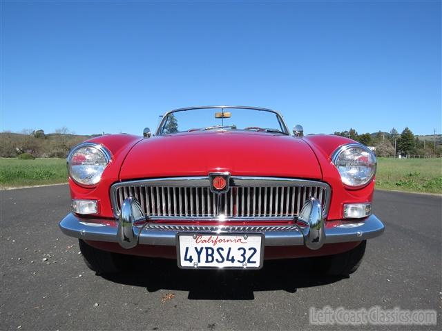 1967-mgb-roadster-002.jpg