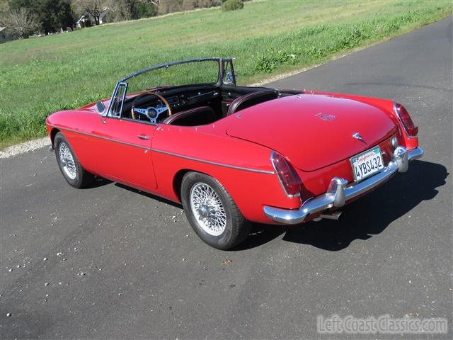 1967-mgb-roadster-023.jpg