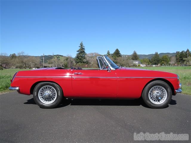 1967-mgb-roadster-048.jpg