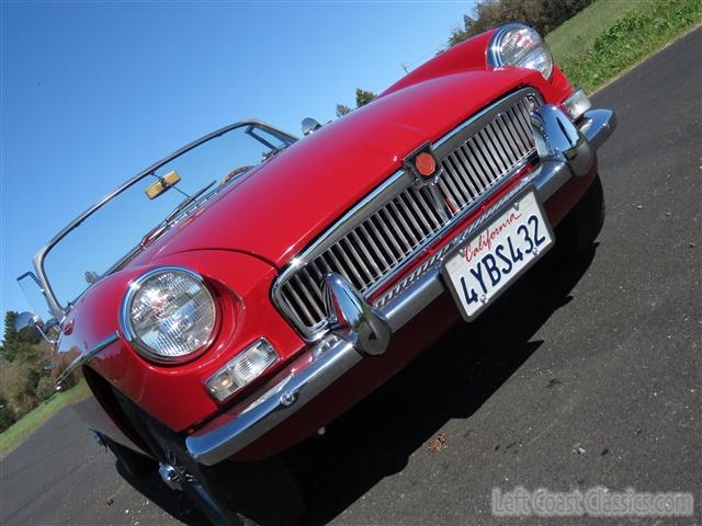 1967-mgb-roadster-073.jpg