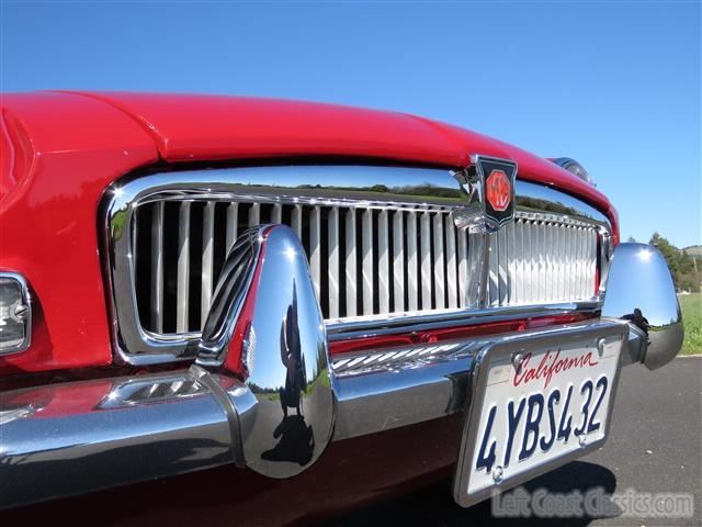 1967-mgb-roadster-079.jpg