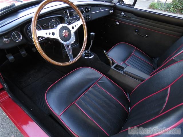 1967-mgb-roadster-179.jpg