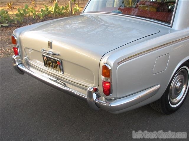 1967-rolls-royce-silver-shadow-048.jpg