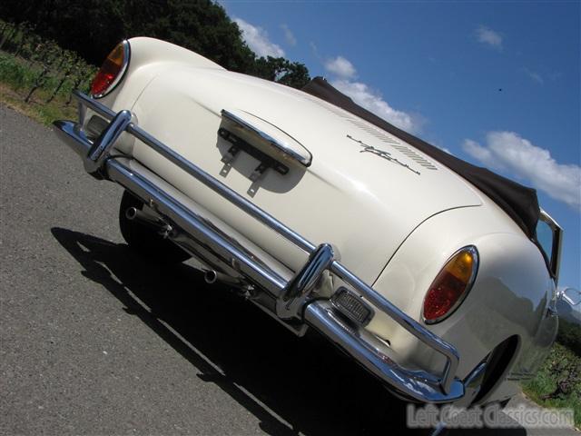 1967-vw-karmann-ghia-convertible-054.jpg