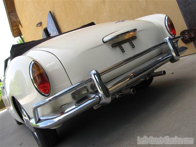 1967-vw-karmann-ghia-convertible-058.jpg