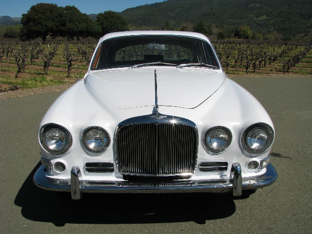 1967 Jaguar 420 Saloon for Sale